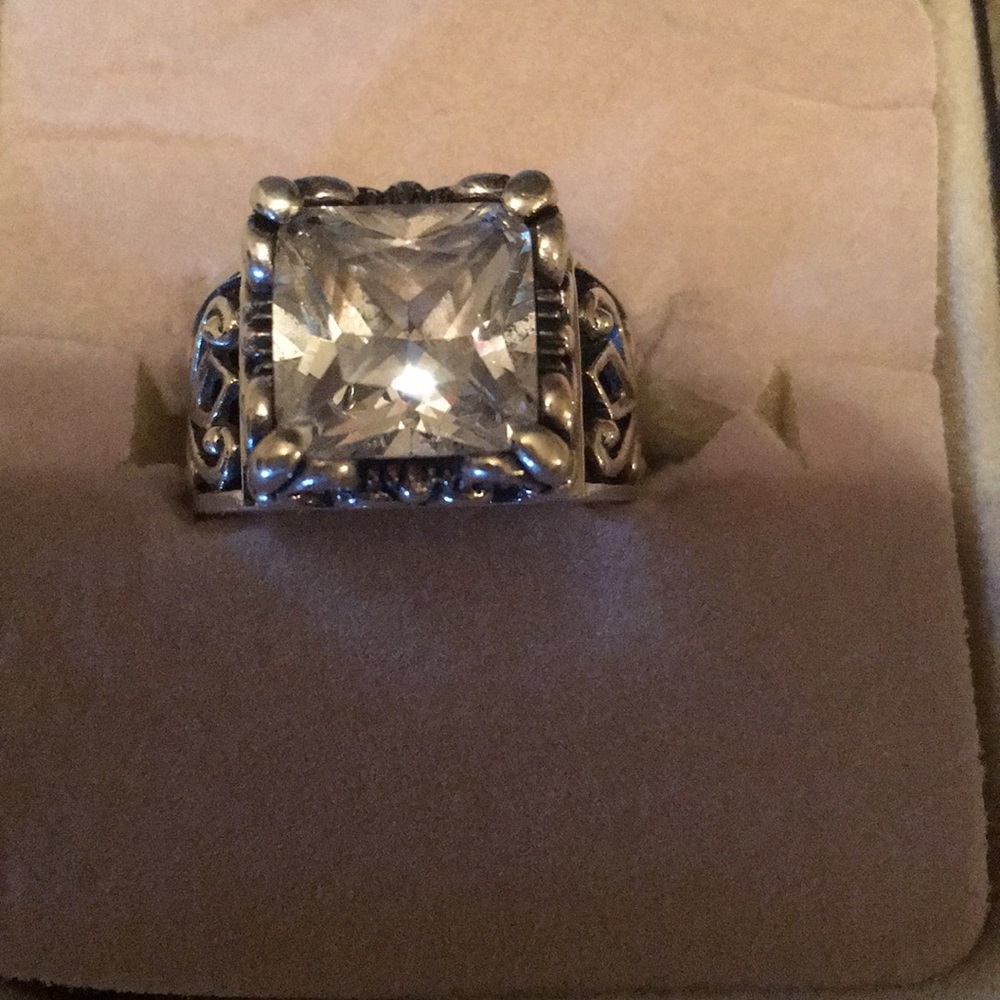 Silpada silver cocktail ring size 6